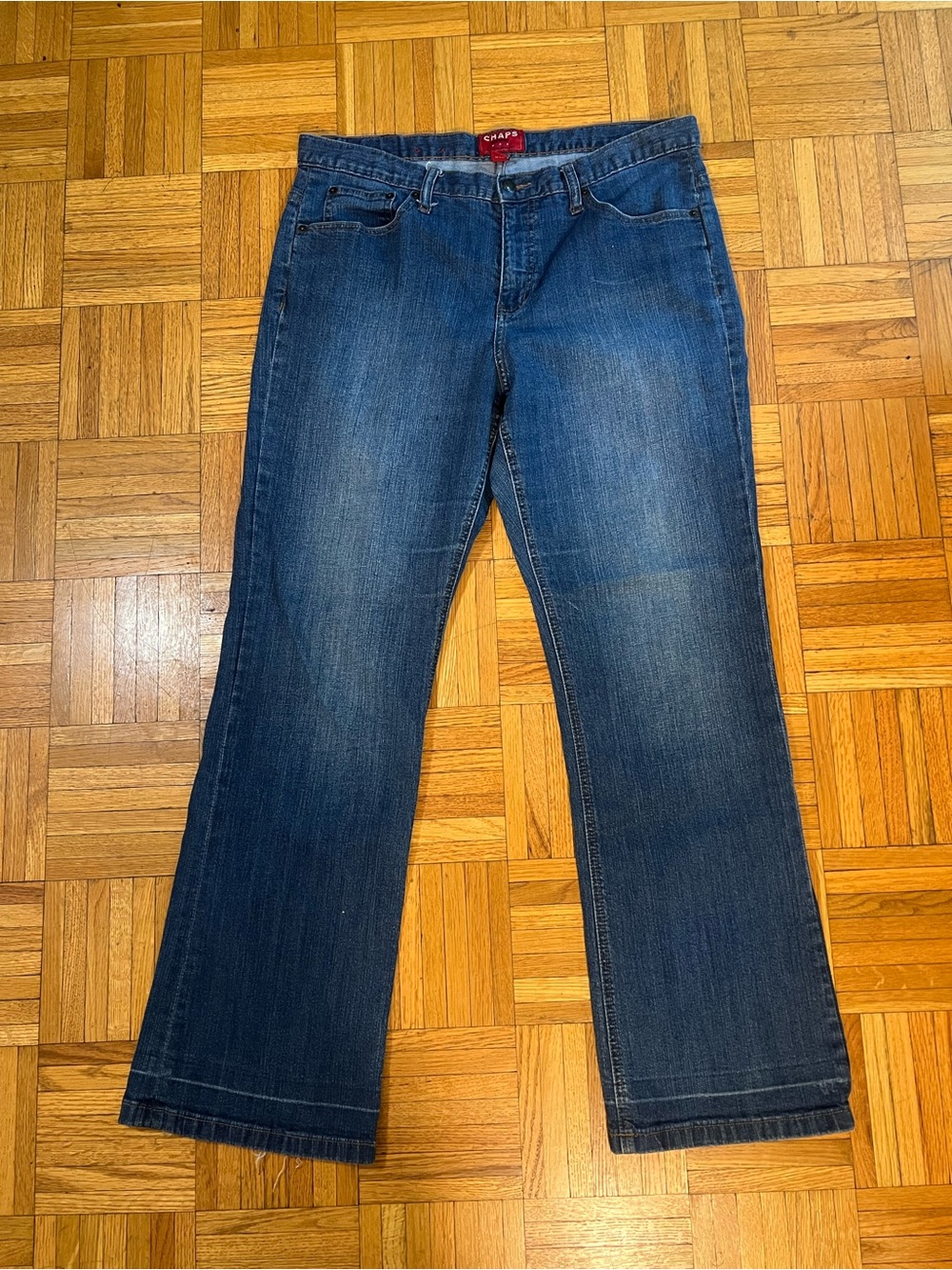 Classic Looks in these Chaps Women’s Dark Blue Flare Jeans size 14
